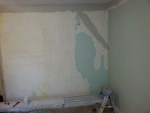 Wallpaper Removal in Pepperell, MA (2)