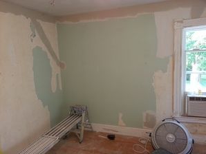 Wallpaper Removal in Pepperell, MA (1)